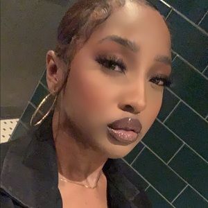 Meet your Posher, Kristina